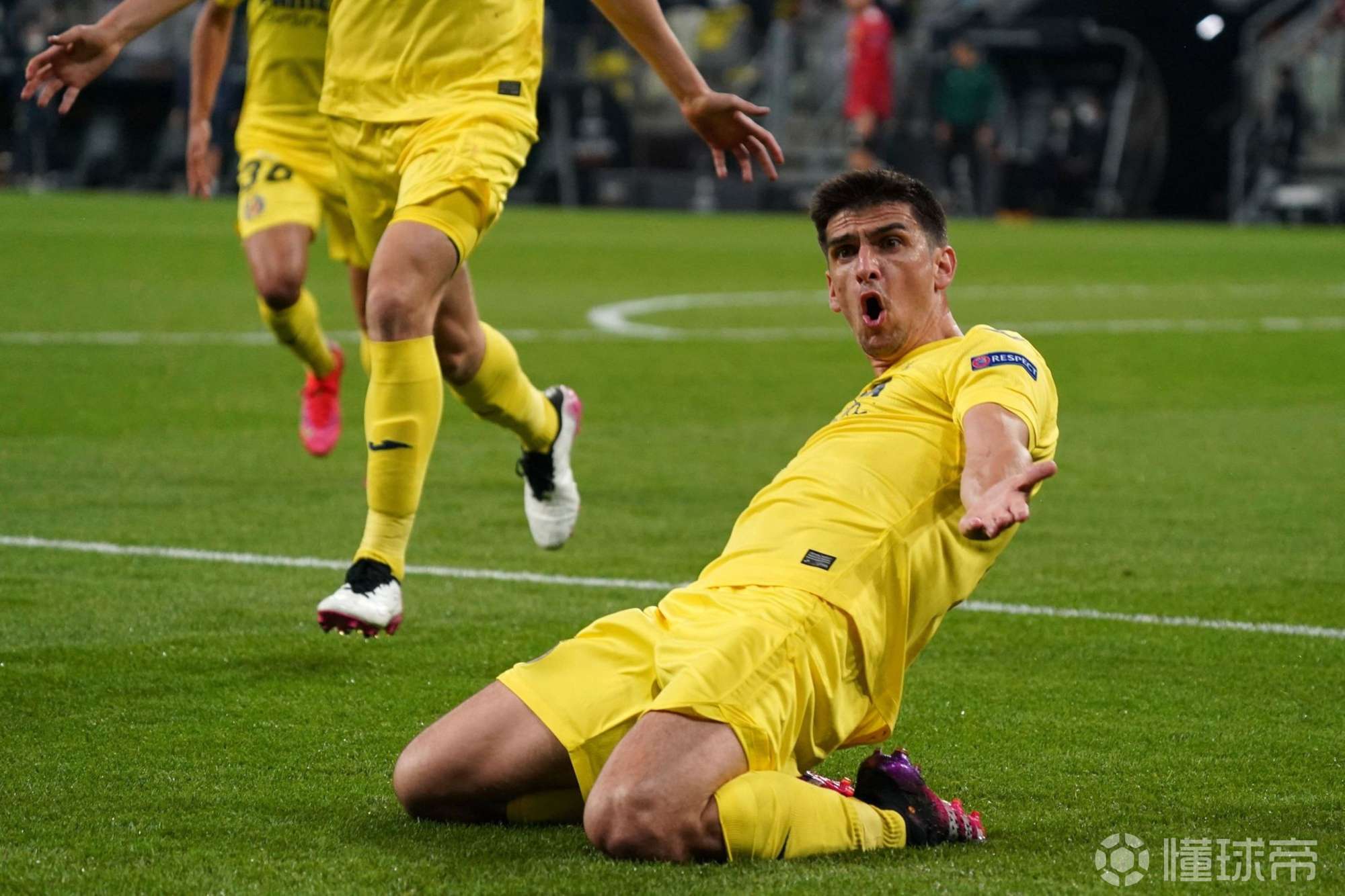 包含比利亚雷亚尔惨败,遭遇颓势的词条 包含比利亚雷亚尔惨败,遭遇颓势的词条