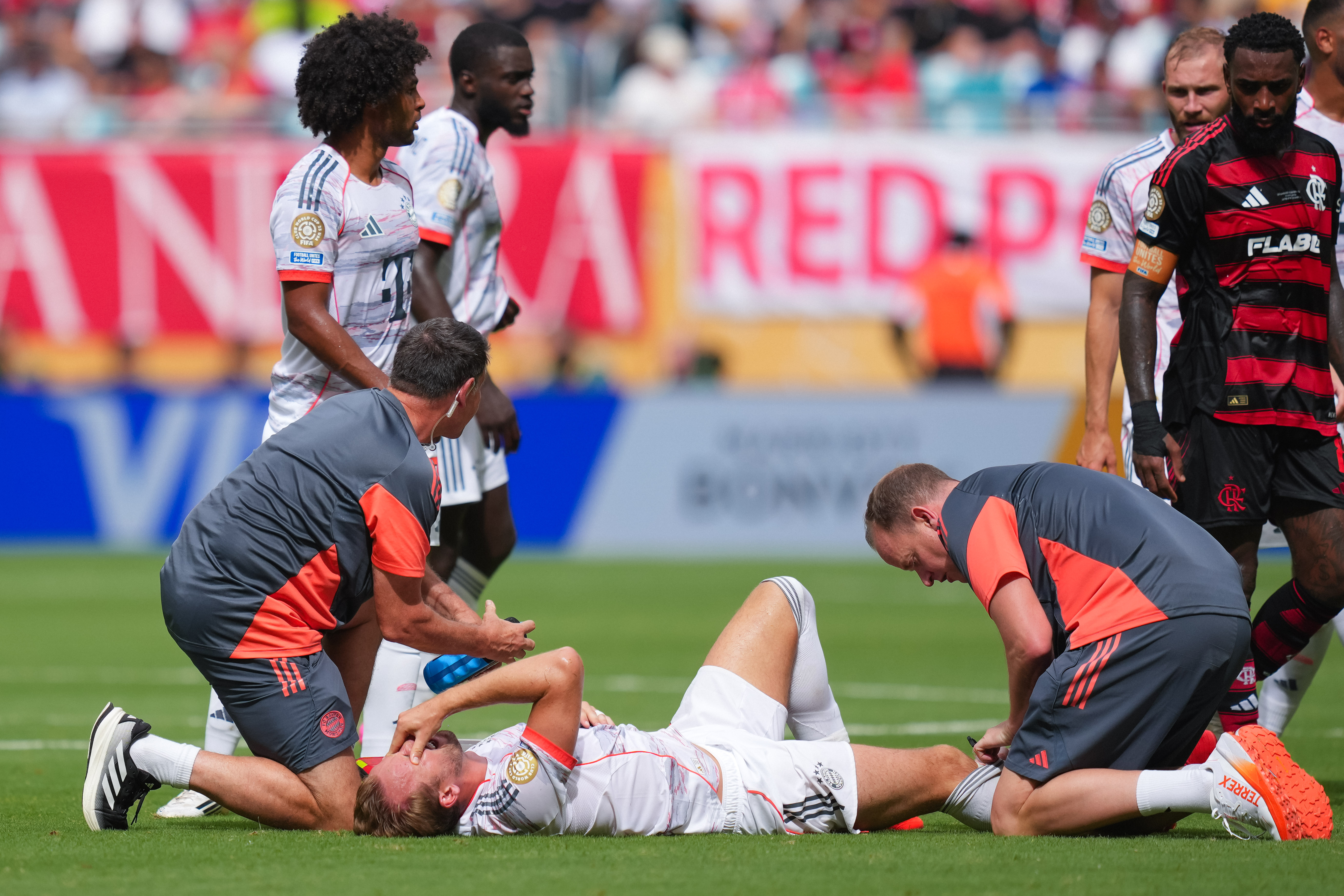 拜仁慕尼黑遭遇惨败,欧洲赛事之路变得更加坎坷的简单介绍 拜仁慕尼黑遭遇惨败,欧洲赛事之路变得更加坎坷的简单介绍