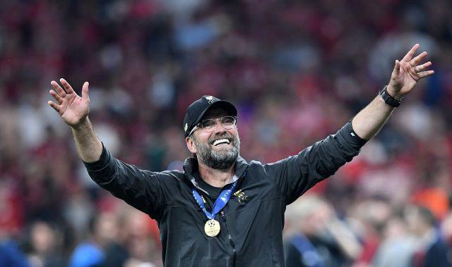 包含沃尔夫斯堡遭遇四连败，球迷呼吁改变的词条