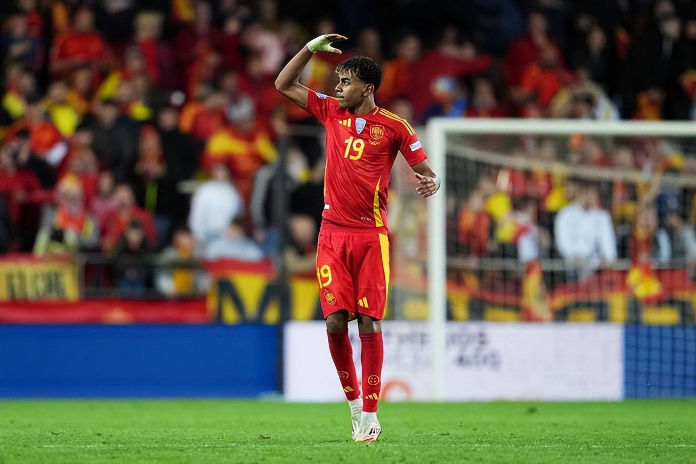 比利时男篮队遭遇西班牙逆转,遗憾出局 比利时男篮队遭遇西班牙逆转,遗憾出局