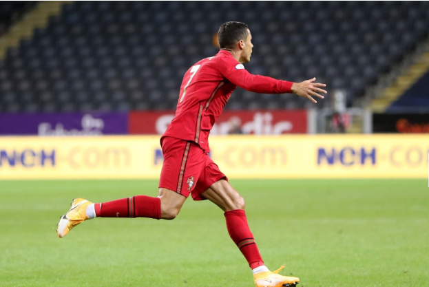 葡萄牙队轻取瑞典队,波尔刷新纪录 葡萄牙队轻取瑞典队,波尔刷新纪录