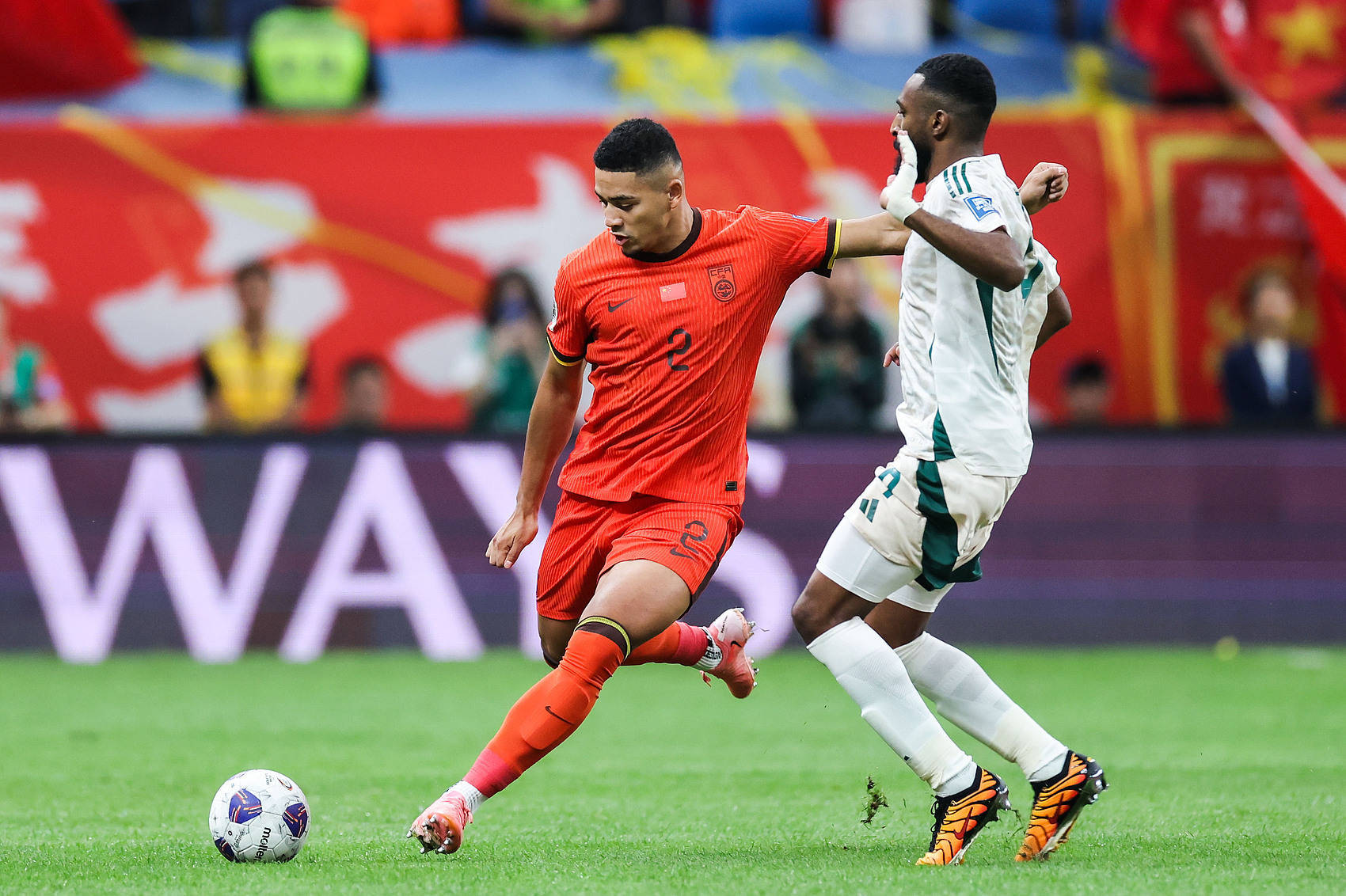 曼谷曼联队主场不敌对手,遭遇小组赛连败 曼谷曼联队主场不敌对手,遭遇小组赛连败