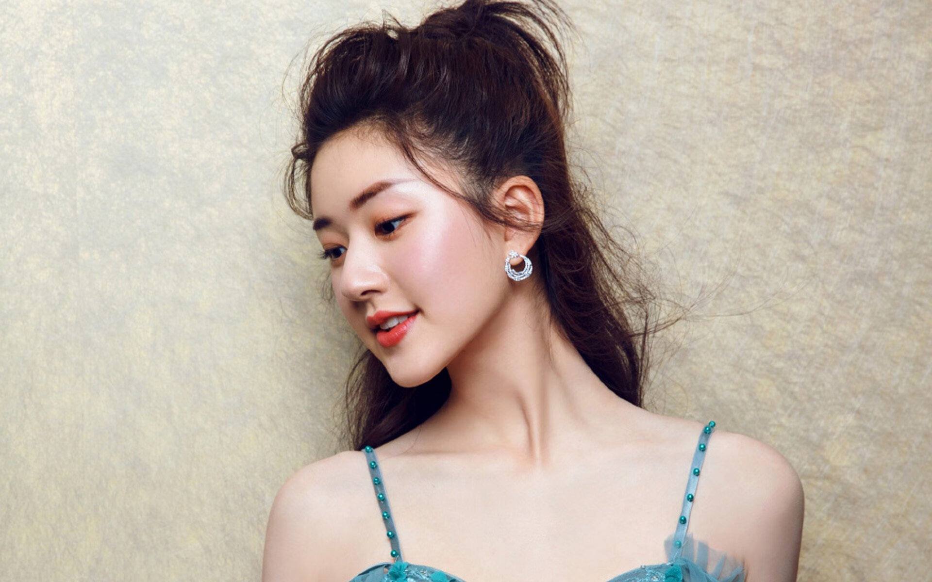 双塔奇谋,当戈贝尔的狂澜遇上深圳队的铁幕