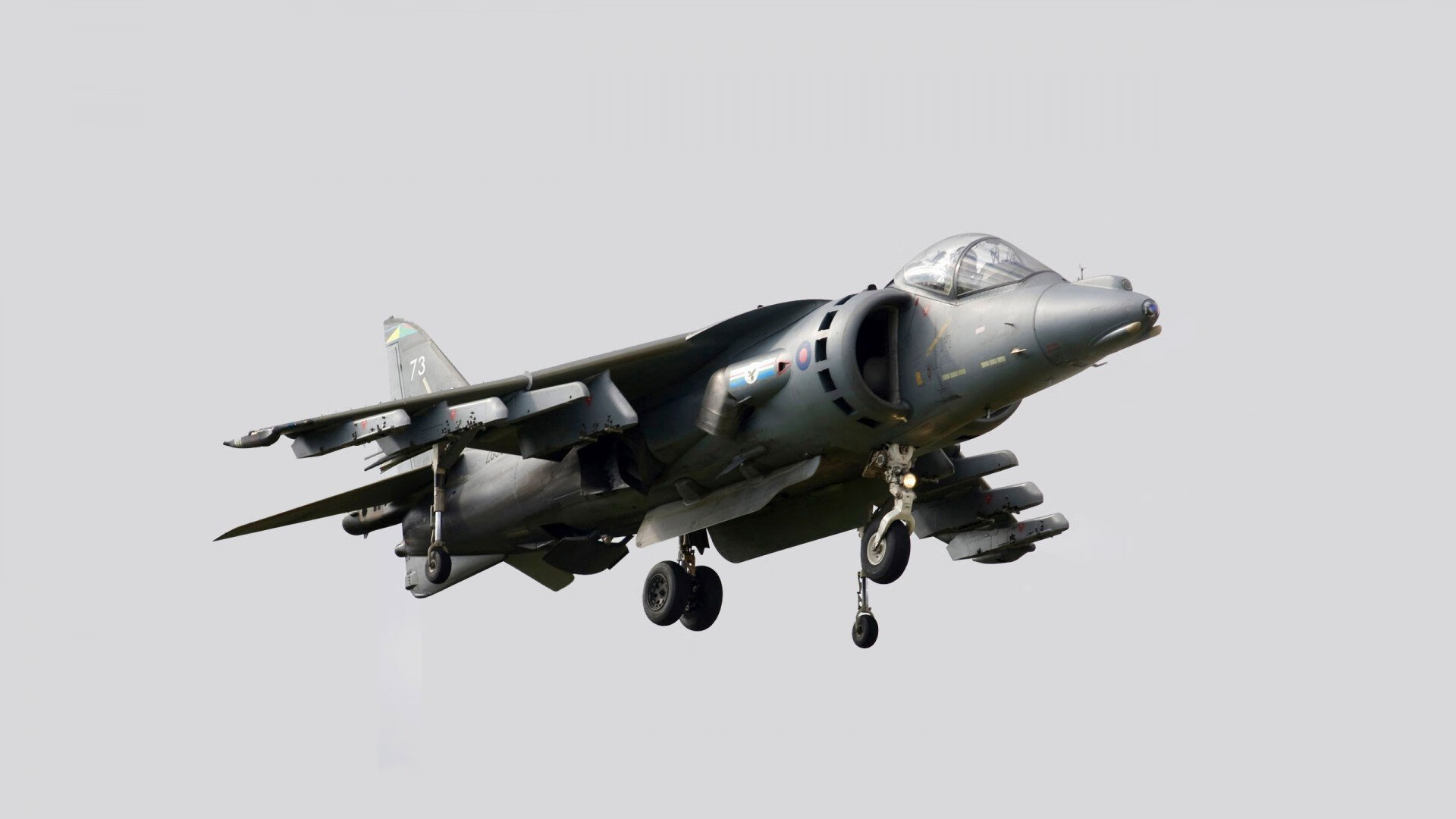 沙漠高墙与非洲雄狮，当欧冠半决赛上演旧神黄昏，喀麦隆的钢铁洪流如何碾碎沙特的黄金之梦